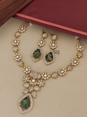 Imitation Green And White AD Stones Necklace Set