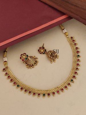 Simple Kemp Stones Gold Finsih Necklace Set