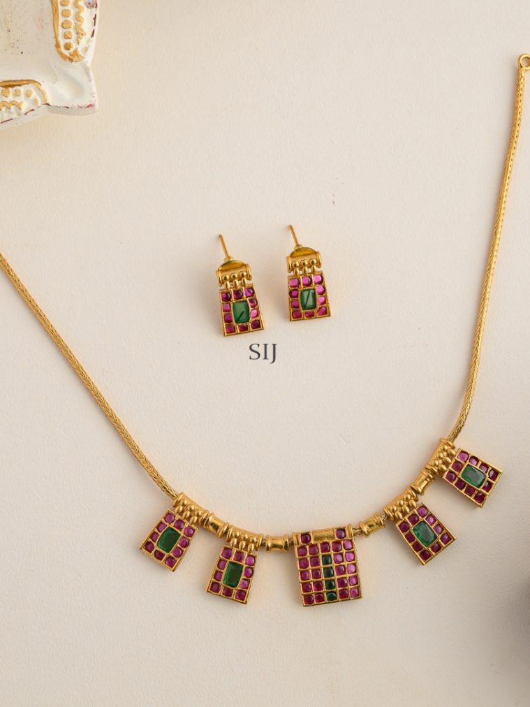 Gold Finish Multicolor Kemp Necklace