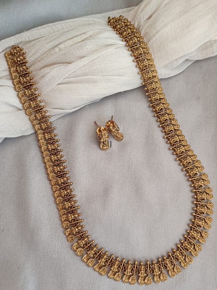 Lakshmi Kaasu Temple Long Necklace