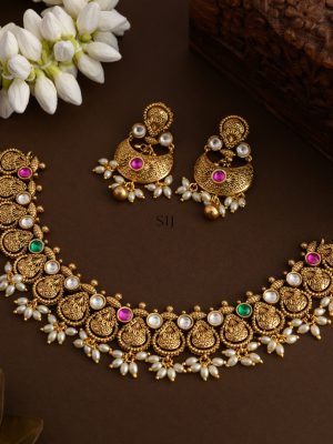 Non Idol Kundan with Rice Pearl Necklace