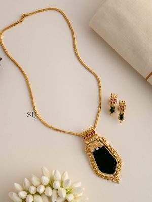 Traditional Kerala Style Green Nagapadam Pendant Chain