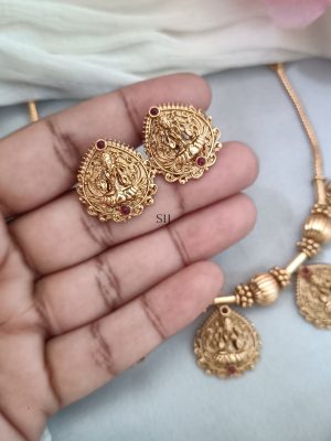 Traditional Lakshmi in Leaf Necklace Set