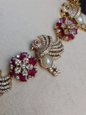 Victorian Finish Bird Design Necklace Set