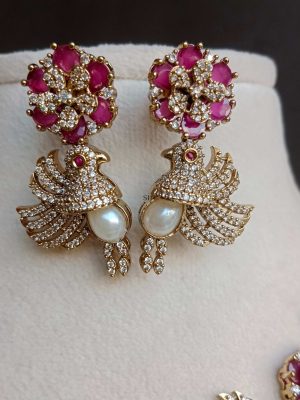 Victorian Finish Bird Design Necklace Set