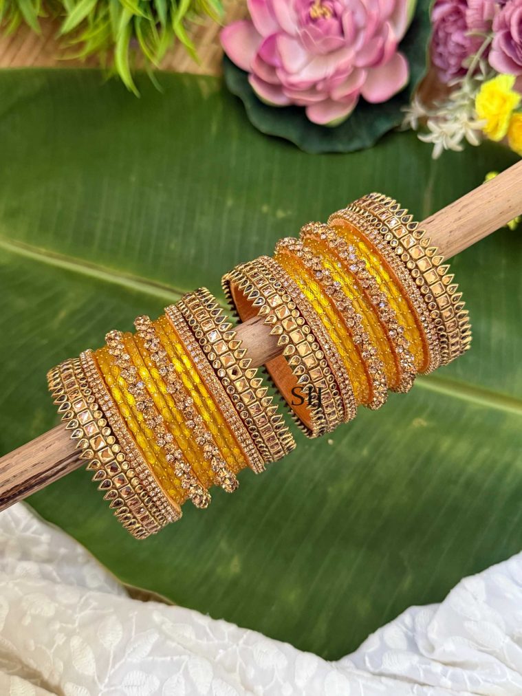 Handmade Yellow Silk thread Glass Bangles Set