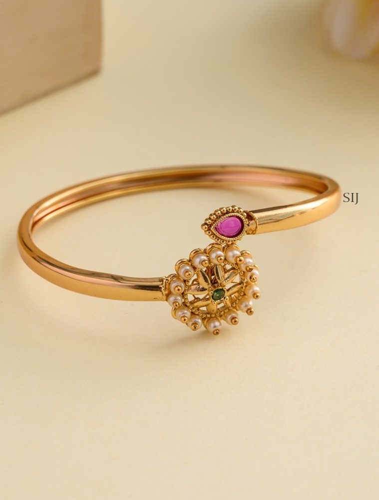 Gold Plated Round Chakra Design Pearl Open Type Bracelet