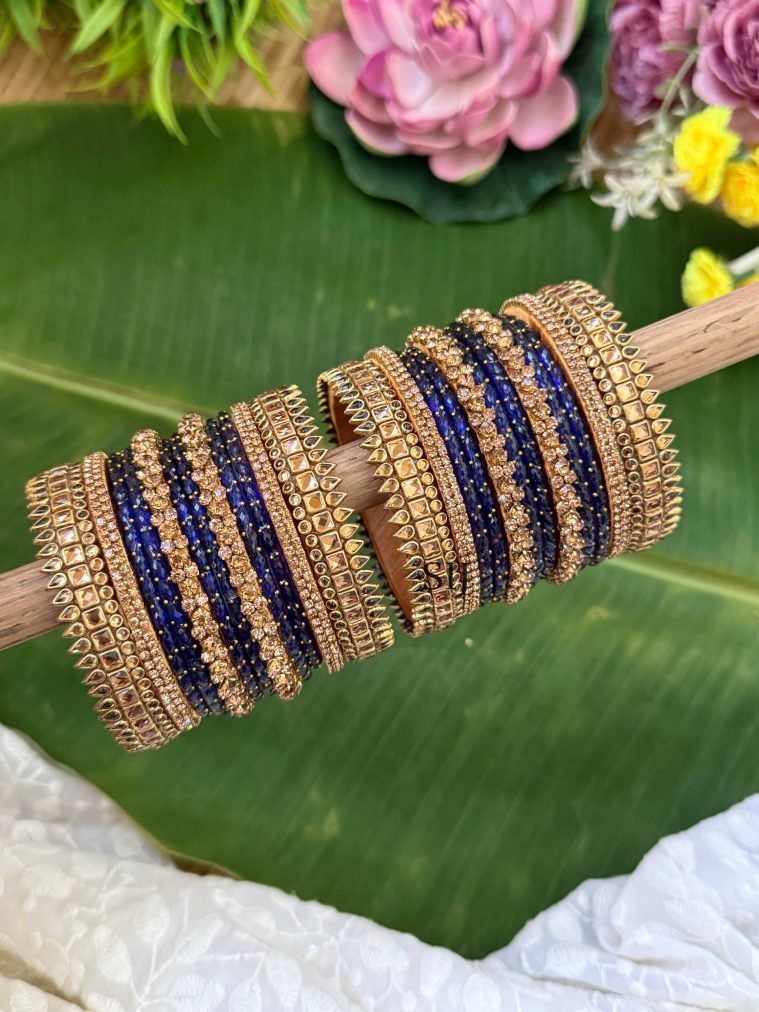 Handmade Purple Blue Silk thread Glass Bangles Set