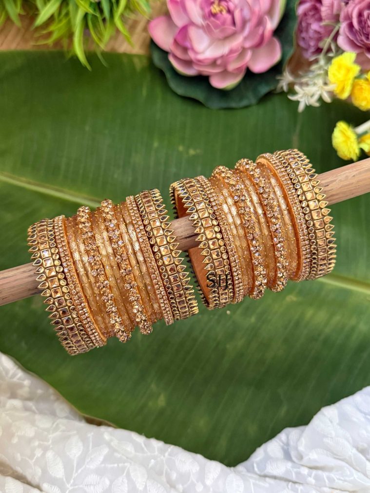 Handmade Gold Silk thread Glass Bangles Set