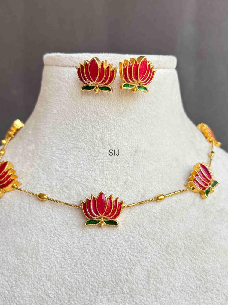 Gold Finish Enamel Thamara Necklace Set