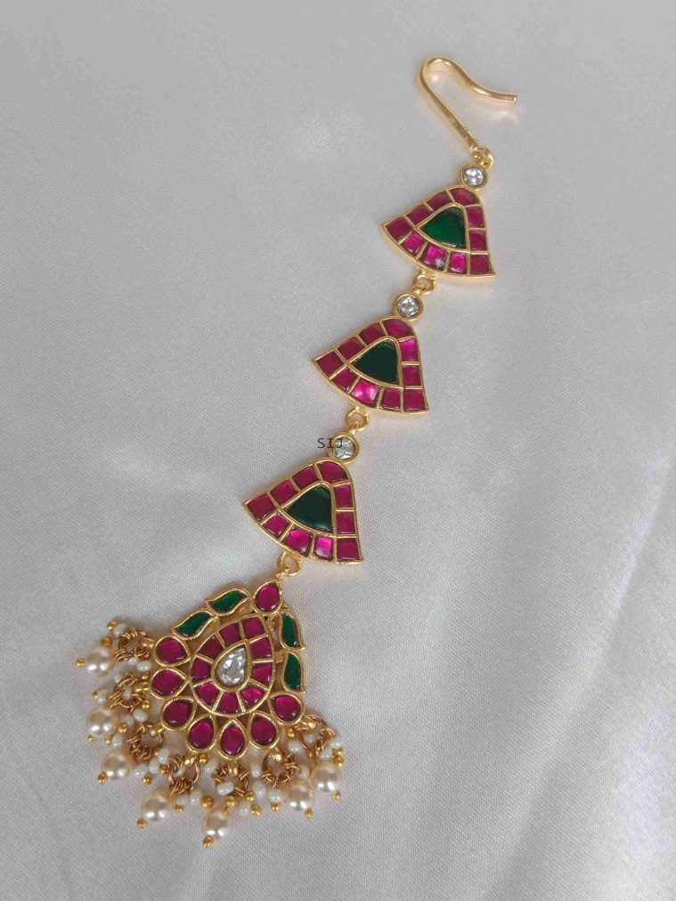 Gold Finish Jadau Kundan Maang Tikka with Pearl Hangings