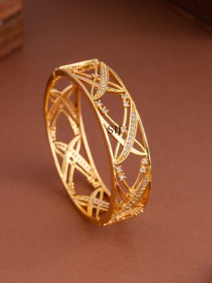 Gold Finish Openable Designer Bangle