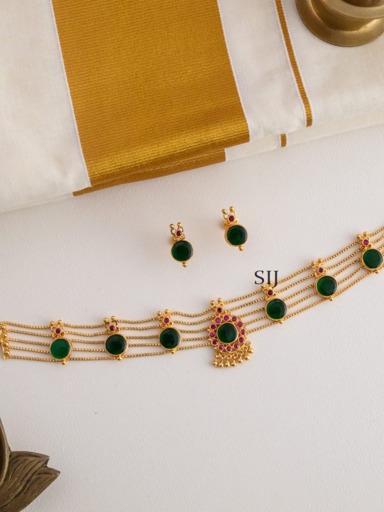 Round Palakka High Neck Choker