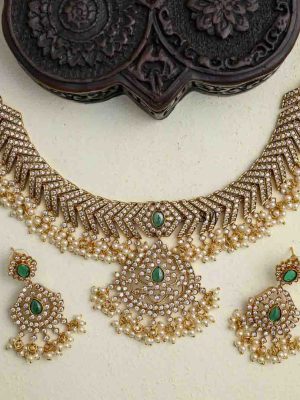 Green AD Stone Guttapusalu Necklace