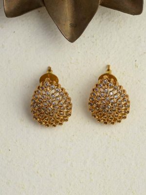 Matte Finish AD Stone Flower Pendants Necklace
