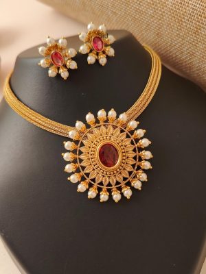 Gold Plated Maroon Red Stone Flower Pendant Attigai Necklace