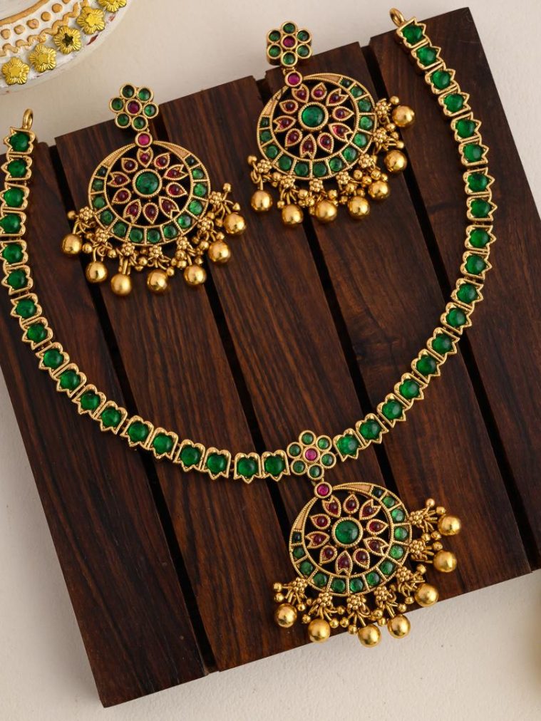 Imitation Green with Ruby Attigai Necklace
