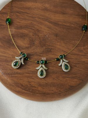 Victorian Invisible Necklace with Dark Green Beads Pendants