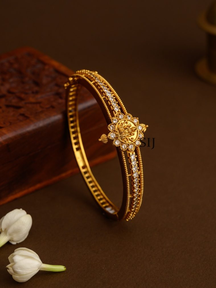 Imitation AD Lakshmi Openable Bracelet