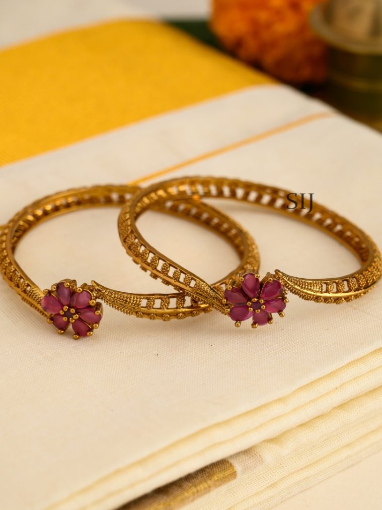 Matte Finish Kemp Stone Floral Design Bangles