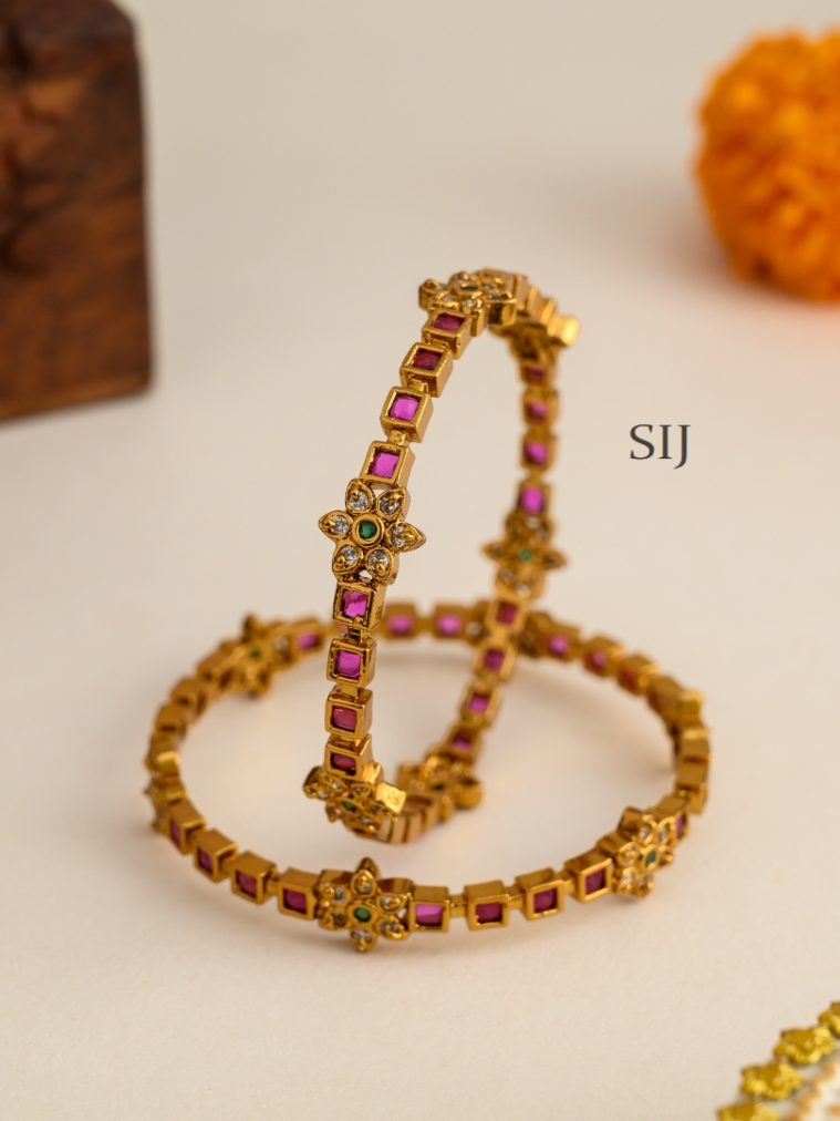 Gold Finish Kemp Stone Bangles