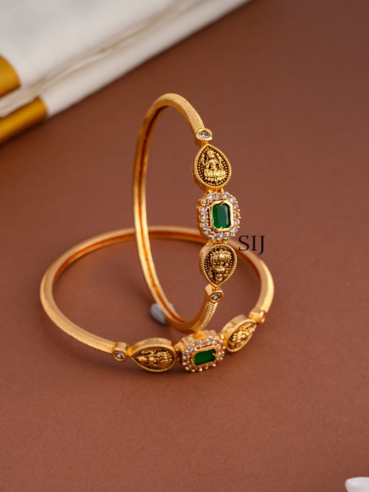 Antique Green Drop Shaped Lakshmi Bangle - Green