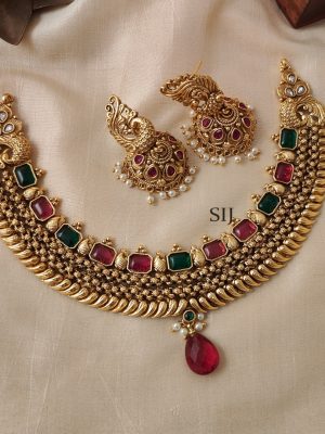 Imitation Kemp Stone Necklace