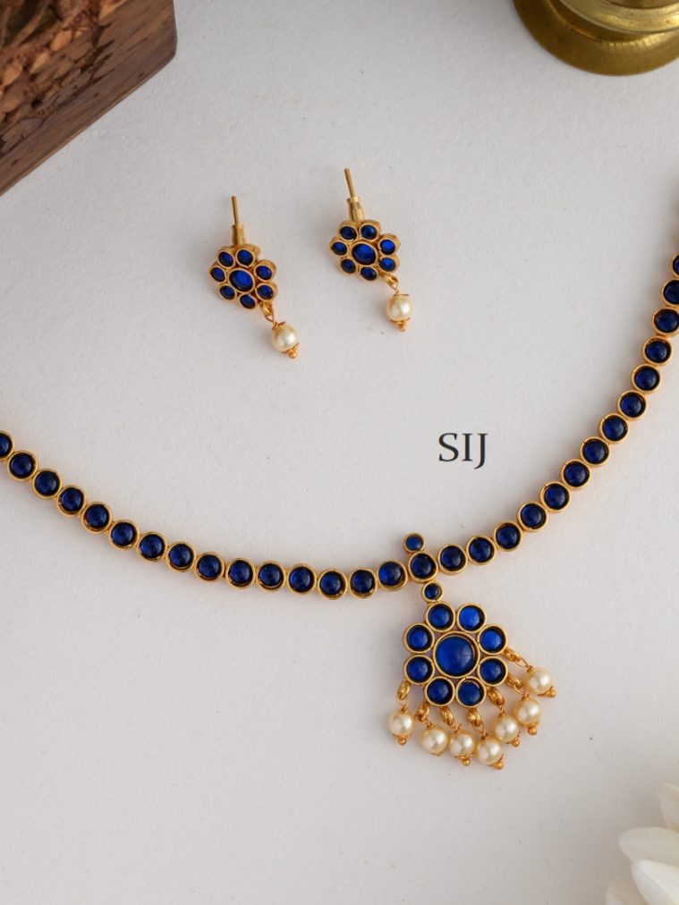 Traditional Blue Kemp Stone Attigai