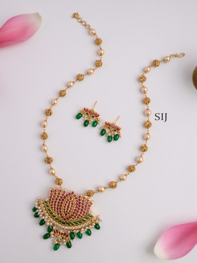 Gold Finish Kemp Lotus Pendant Haram