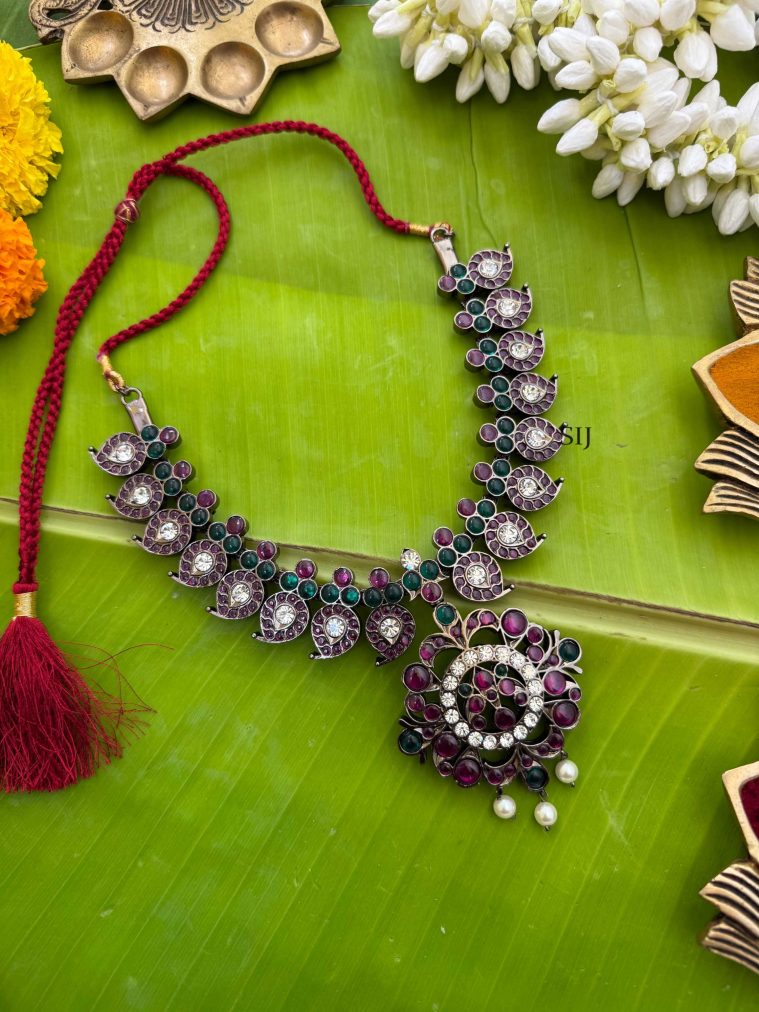 Black Polish Maanga Kemp Choker