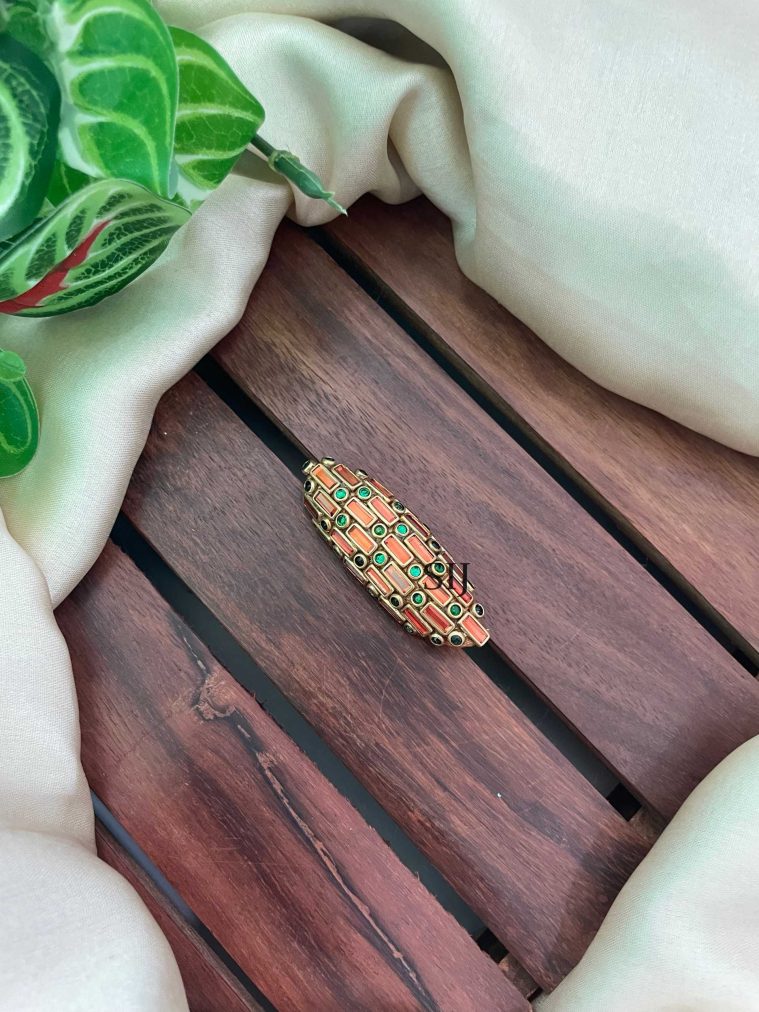 Handmade Rectangle Kundan Saree Pin
