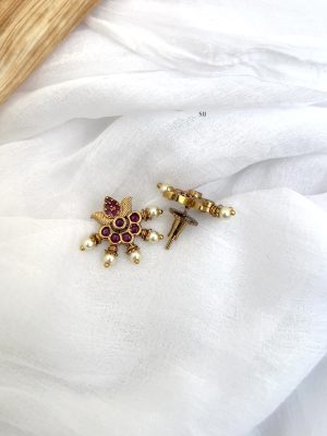 Imitation Red Stones Half Moon Ear Studs