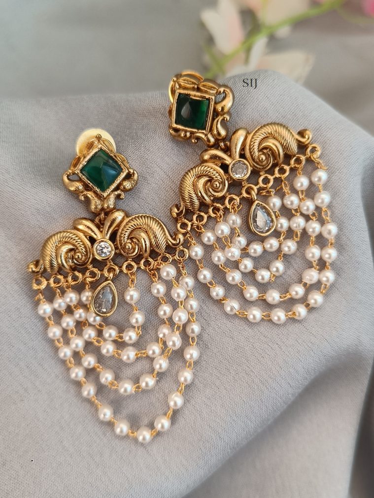 Imitation Green and White Stone Layer Pearls Drapes Earrings