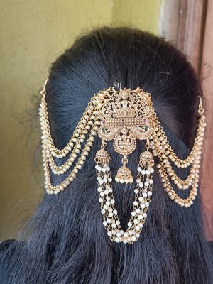 Imitation Lakshmi Pendant Hair Brooch with Pearl Layer Chain