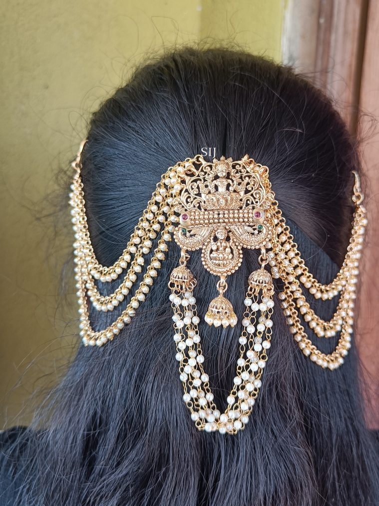Imitation Lakshmi Pendant Hair Brooch with Pearl Layer Chain