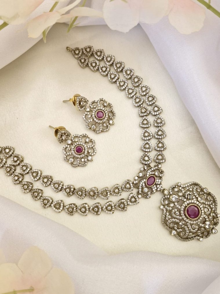Dual Layer White Stones Necklace Set