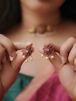 Dual Peacock Floral Design Kemp Stones Choker