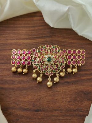 Floral Design Kemp Stone Golden Beads Dropped Hair Clip