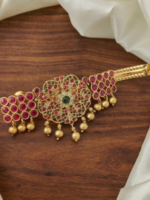 Floral Design Kemp Stone Golden Beads Dropped Hair Clip