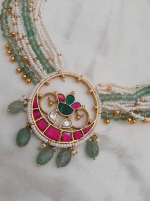 Floral Jadau Kundan Studded Pendant with Pearl choker