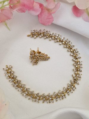 Gold Finish Leafy Design White Stones Necklace Set