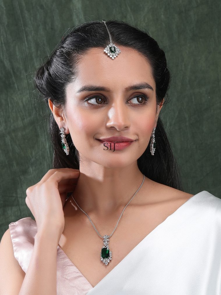 Green CZ Leaf Pendant Set with Earrings and Maangtikka