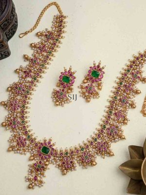 Guttapusalu Ruby with Green Haram