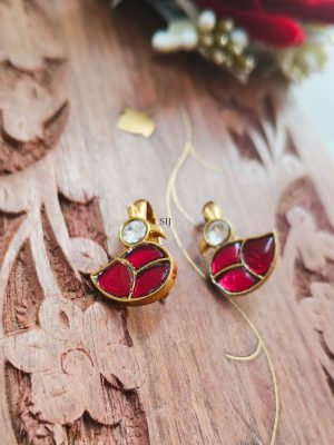 Jadau Stones Studded Duck Bugadi Ear cuffs