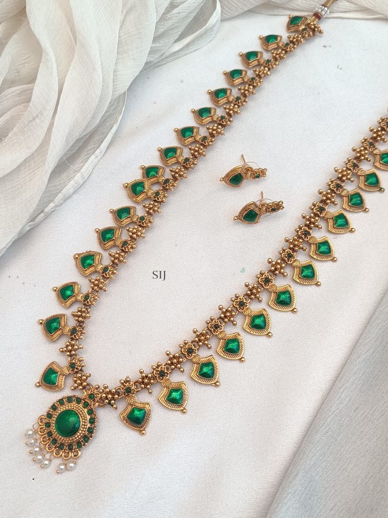Kerala Style Green Palakka Design Long Haram Set
