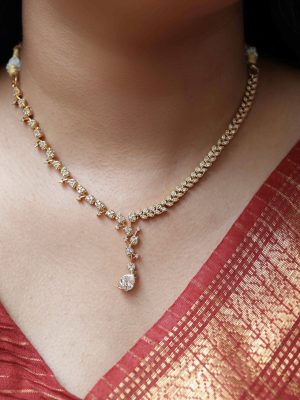 Leaf Design AD Stones Necklace Set