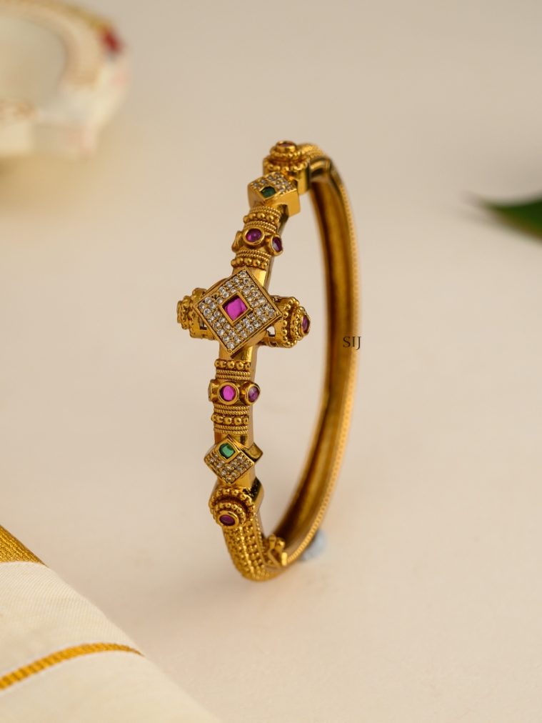 Matte Finish Kemp &AD Stones Openable Bracelet Bangle