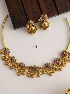 Multicolor Stones Lotus Hasli Necklace