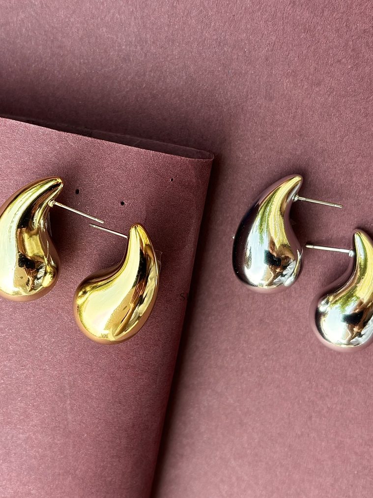 Pack of 2 Tear Drop Deasign Earrings