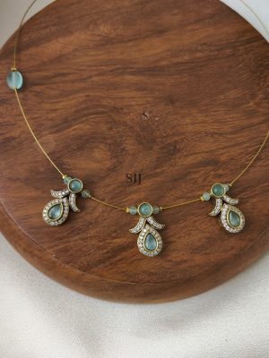 Pastel Green Victorian Finish Invisible Necklace